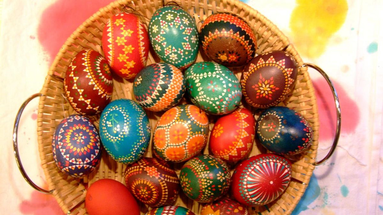 Wielkanoc: Symbole, tradycje i wierzenia