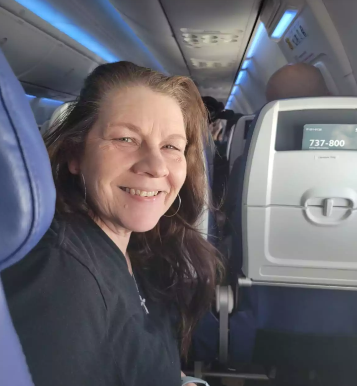 Patty po raz pierwszy w życiu na pokładzie samolotu