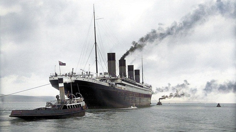 Brak pokory czy błąd? Wycinki z polskich gazet historycznych z OldNews.com o zatonięciu Titanica i zdjęcia statku w kolorze z MyHeritage In Color™